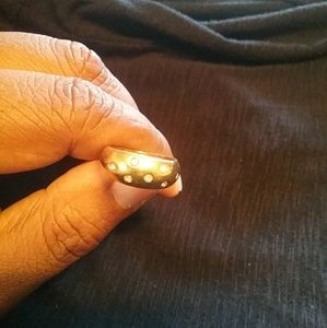 Two gold tone rings